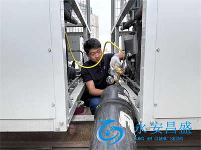 水冷中央空調上門維修電話 水冷中央空調上門維修電話