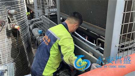 空調(diào)壓縮機(jī)維修