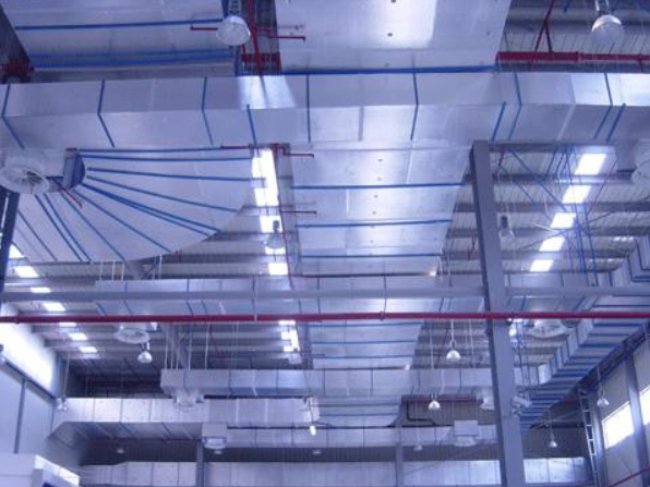 北京中央空調(diào)螺桿風(fēng)冷機(jī)組的維修、調(diào)試-圖2